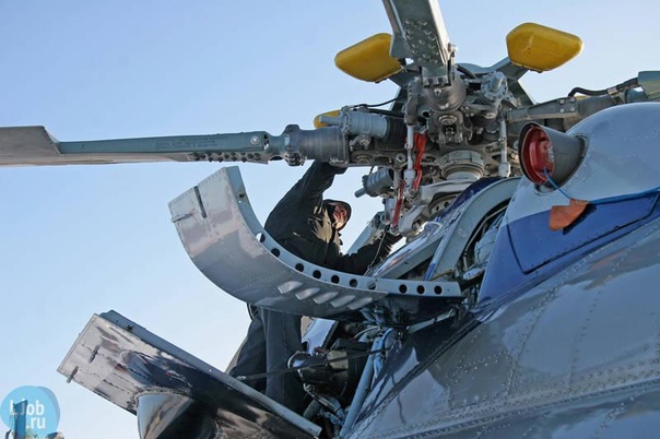 Aircraft components showcase